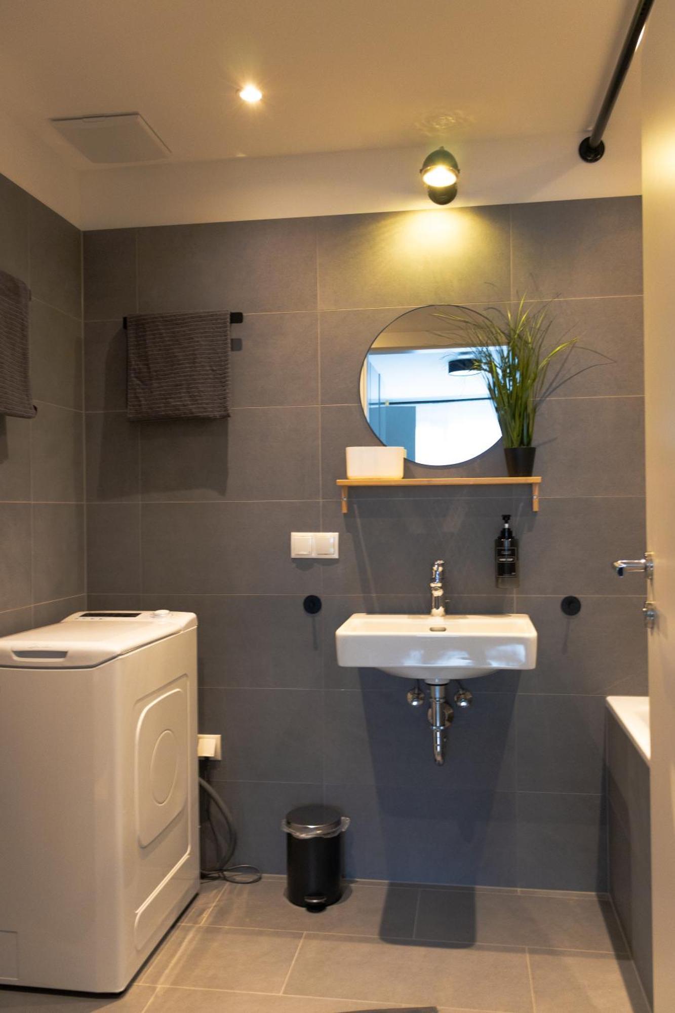 Danube City Lodge, Uptown, A/C Вена Экстерьер фото
